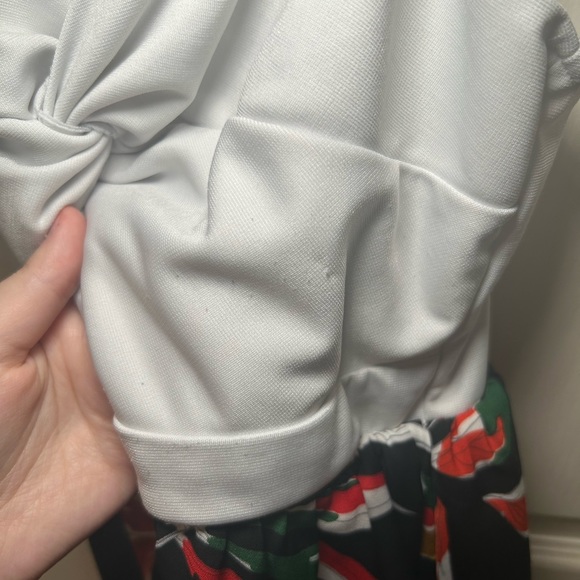 Pink Lily Keyhole Romper - Picture 5 of 6